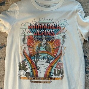 Wrangler White T-Shirt with Vibrant Graphic